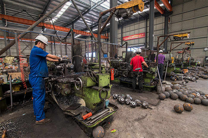 巩义网架配件车间